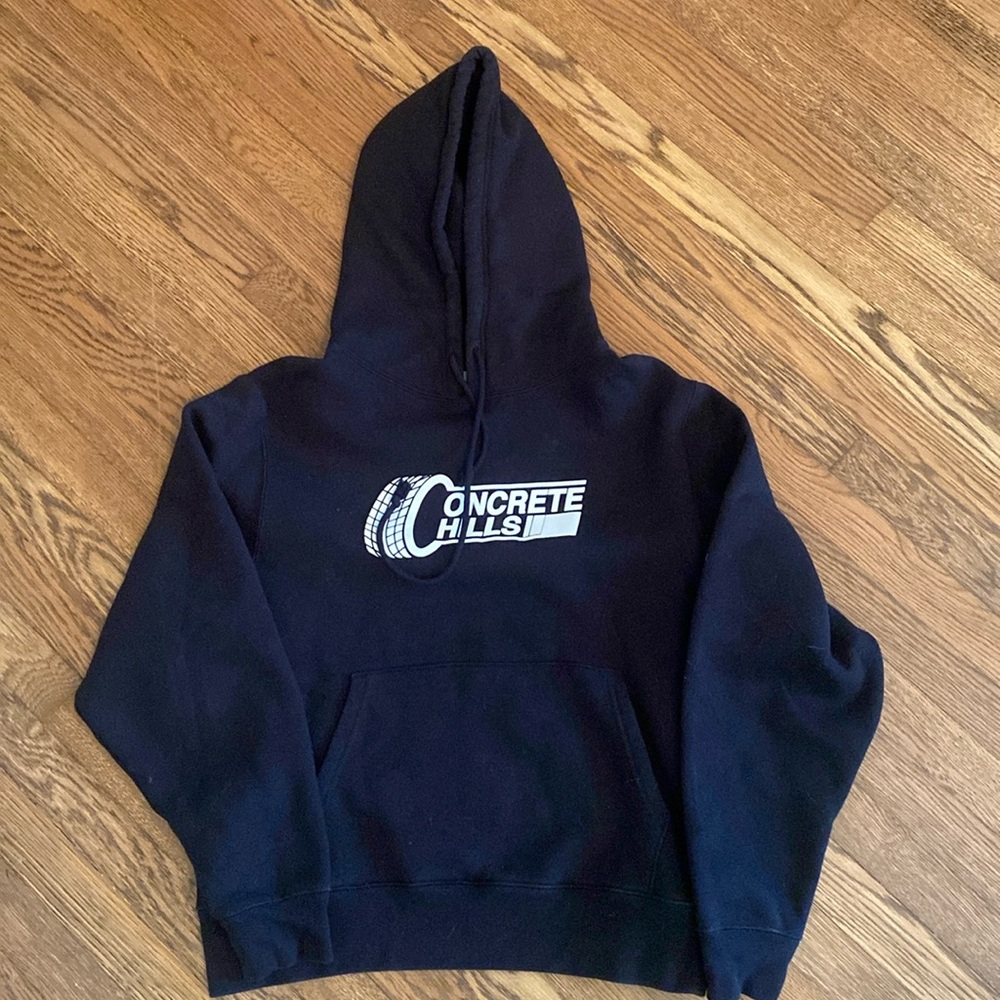 CONCRETE HILLS HOODIE Size XL